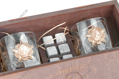 Подарочный набор С Днём Победы с бронзовыми орденами и камнями для напитков ( код 0007 )
